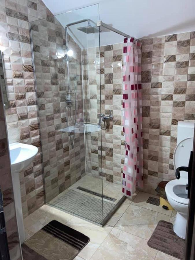 Pensiunea Casa Deny Novaci-Străini Exteriör bild