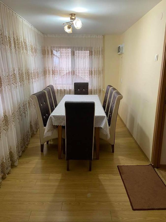 Pensiunea Casa Deny Novaci-Străini Exteriör bild