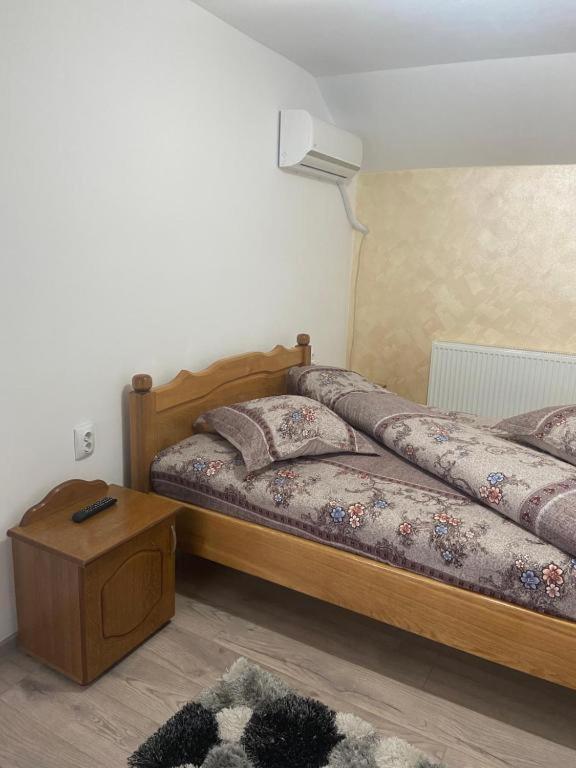Pensiunea Casa Deny Novaci-Străini Exteriör bild