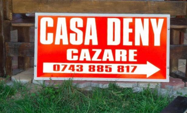 Pensiunea Casa Deny Novaci-Străini Exteriör bild